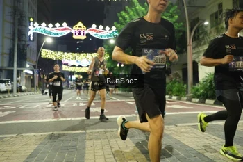 Runner Photo 4210929