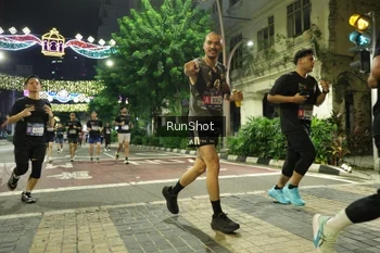 Runner Photo 4210936