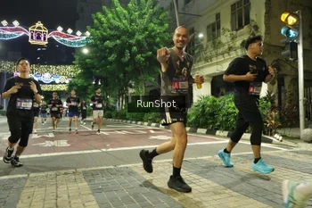 Runner Photo 4210937