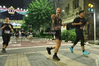 Runner Photo 4210939