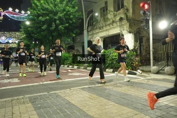 Runner Photo 4210949