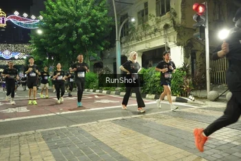 Runner Photo 4210950