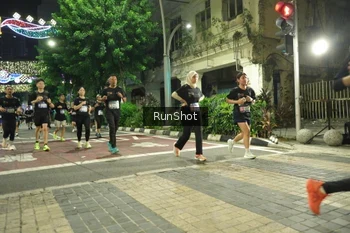 Runner Photo 4210951