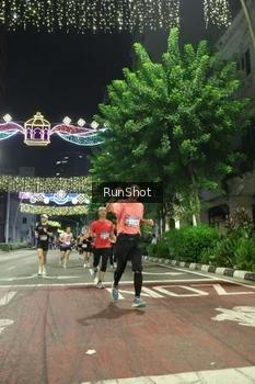 Runner Photo 4210959