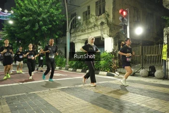 Runner Photo 4210964