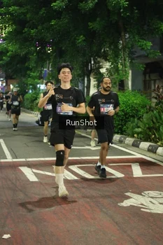 Runner Photo 4210965