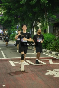 Runner Photo 4210967