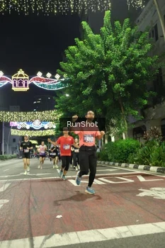Runner Photo 4210969