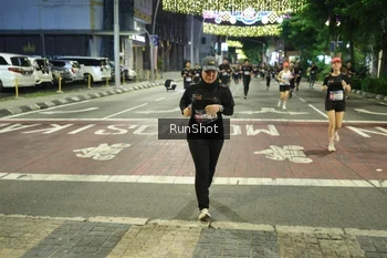 Runner Photo 4210979