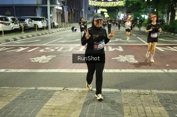 Runner Photo 4210986