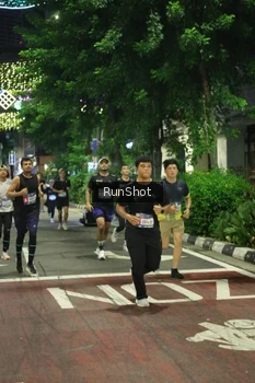 Runner Photo 4211073