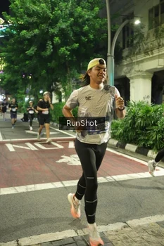 Runner Photo 4211127
