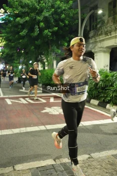 Runner Photo 4211130
