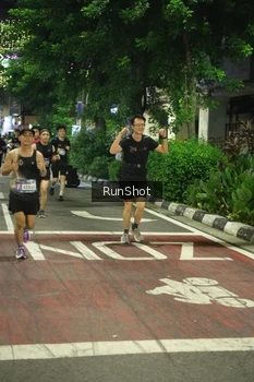 Runner Photo 4211206