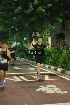 Runner Photo 4211220