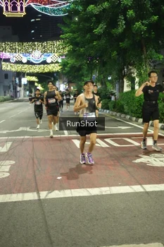 Runner Photo 4211222