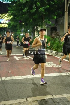 Runner Photo 4211250