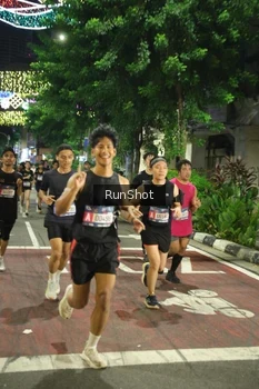 Runner Photo 4211258
