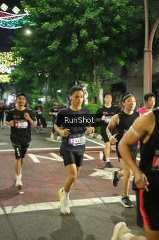 Runner Photo 4211267