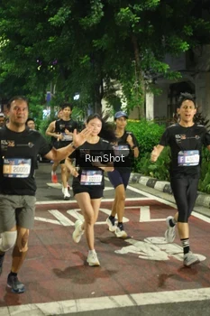 Runner Photo 4211323