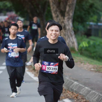 Runner Photo 42114