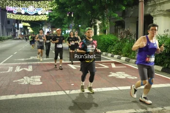 Runner Photo 4211409