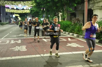 Runner Photo 4211410