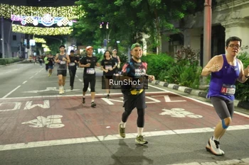 Runner Photo 4211427