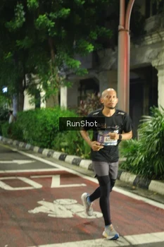 Runner Photo 4211481