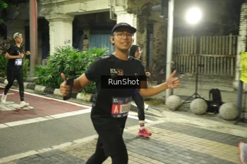 Runner Photo 4211791