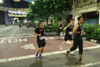 Runner Photo 4211803