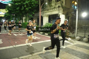 Runner Photo 4211828