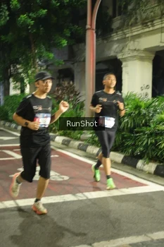 Runner Photo 4211916
