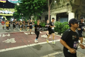 Runner Photo 4211932