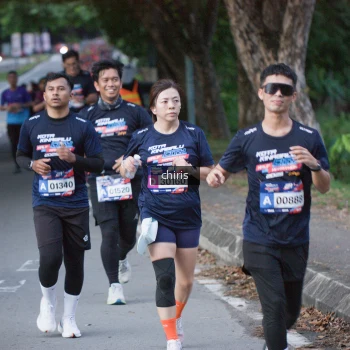 Runner Photo 42120