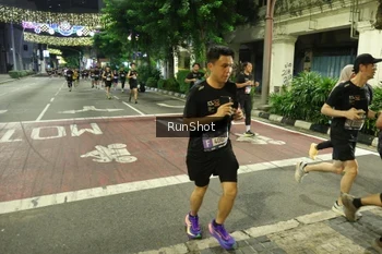 Runner Photo 4212007