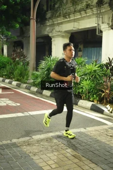 Runner Photo 4212010