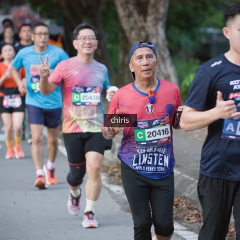 Runner Photo 42121