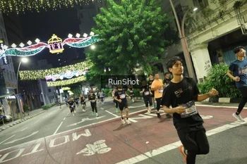Runner Photo 4212101