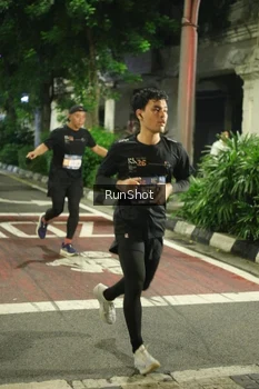 Runner Photo 4212188