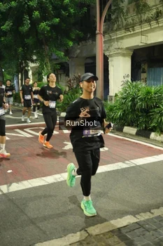 Runner Photo 4212189