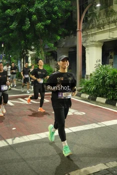 Runner Photo 4212192