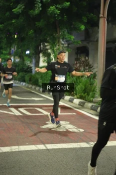 Runner Photo 4212202