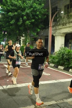 Runner Photo 4212209