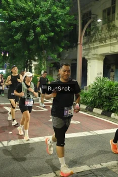 Runner Photo 4212212