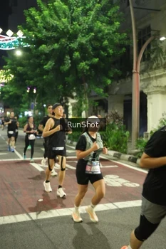 Runner Photo 4212219