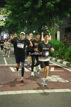 Runner Photo 4212252
