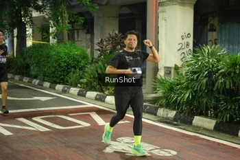 Runner Photo 4212293