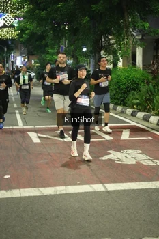 Runner Photo 4212390