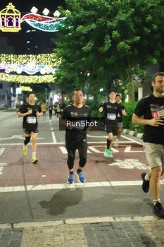Runner Photo 4212438